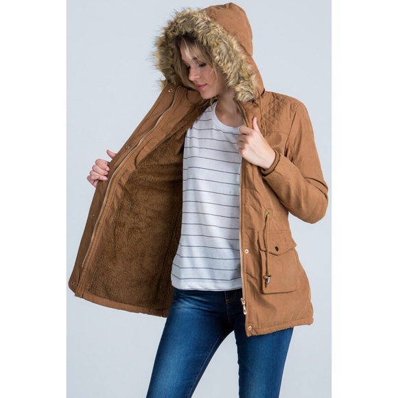 Jackets & Blazers - 🌲 Baby It's Cold Outside Jacket